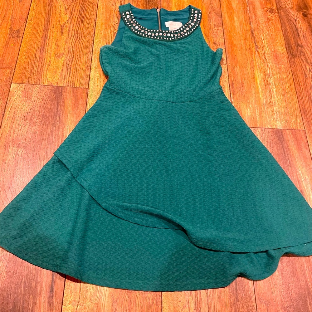 Girls dress